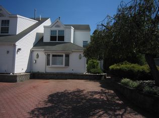 23 Dis Ct, Sewell, NJ 08080