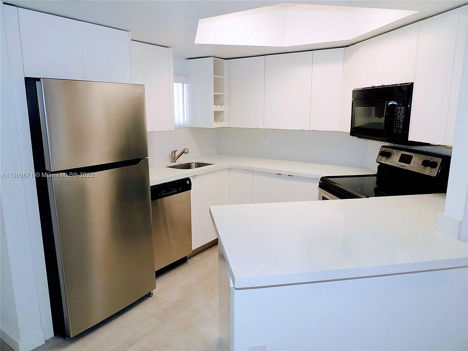 1st image of 8363 Lake Dr APT 407