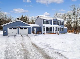 82 Richard Rd, Sidney, ME 04330