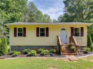7620 Shannon Hill Rd, Louisa, VA 23093