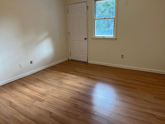 3rd image of 766 Mountain Ave #12