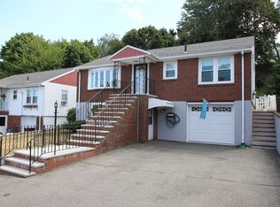 12 Vane St, Revere, MA 02151