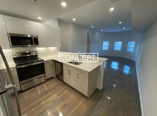 1046 Beacon St, Brookline, MA 02446