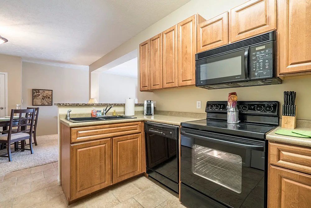 Ridge Pointe Villas — Photo 3