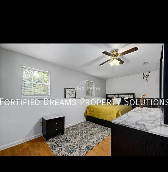 5804 Hadrian Dr — Photo 12