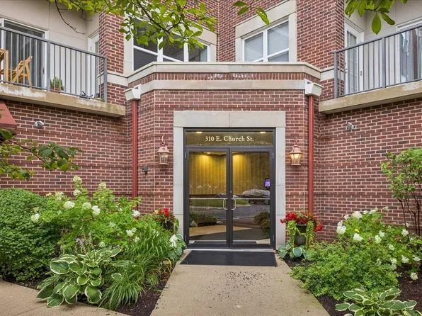310 E Church St Unit 209, Libertyville, IL 60048