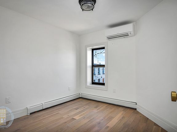 5th image of 371 Mac Donough St #4R