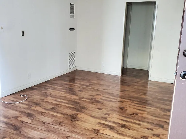 1236 S Bedford St #6 — Photo 7