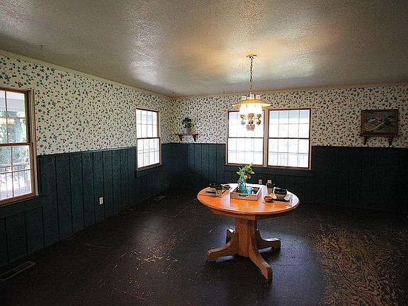 5th image of 8551 Windy Ridge Trl