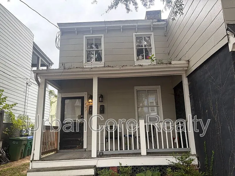 1 bed, 1.0 bath, 750 sqft, $1,425 — Photo 2