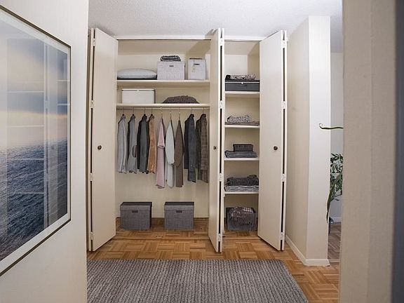 3rd image of 306 E 96th St #12N