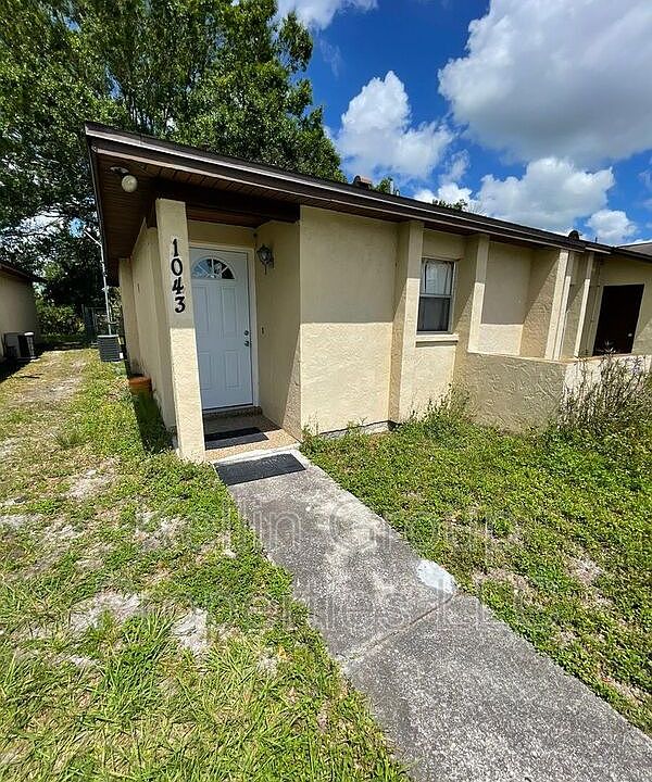 1st image of 1043 Captiva Poin