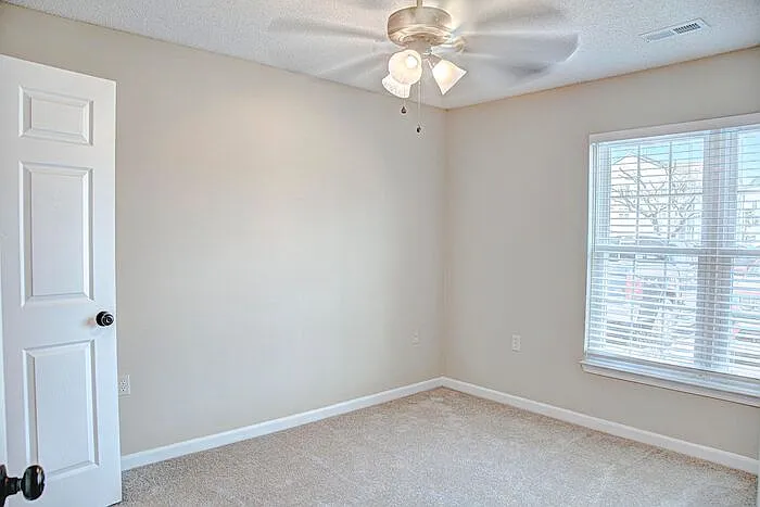 3695 Claypond Rd #D — Photo 15