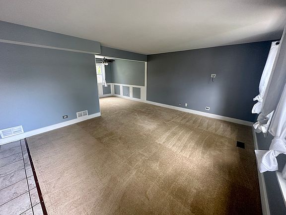 3rd image of 1711 Wausau Ln