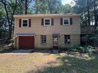 8 North St, Topsfield, MA 01983