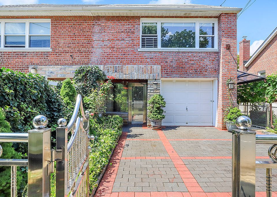 1st image of 2433 Seymour Ave