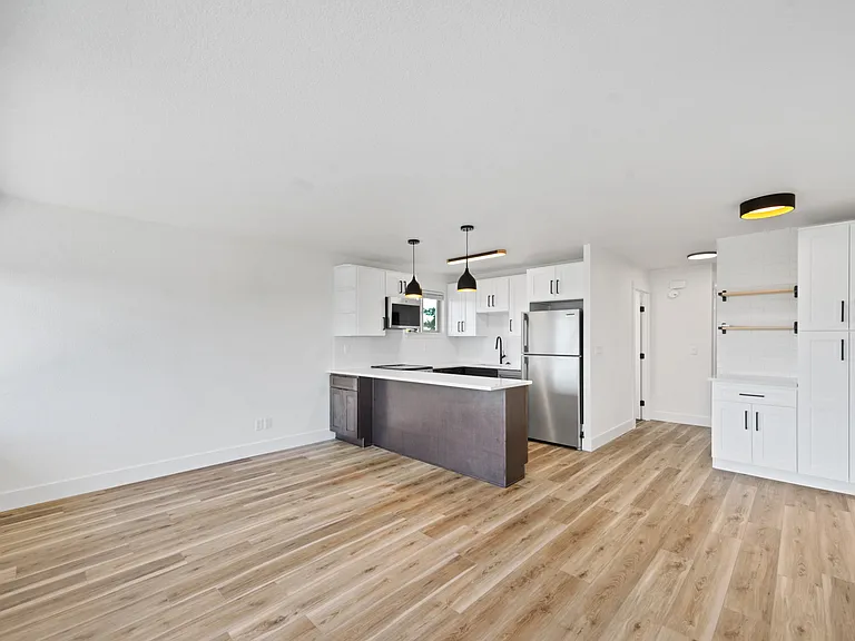 11551 Greenwood Ave N #403 — Photo 4