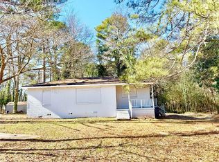 1924 Peters Rd, Tucker, GA 30084