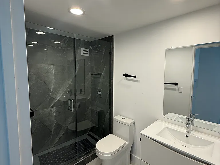 10185 Collins Ave #1022 — Photo 9