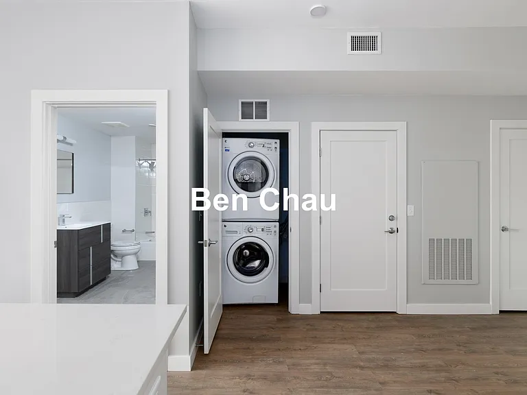 44 Medford St #302B — Photo 2