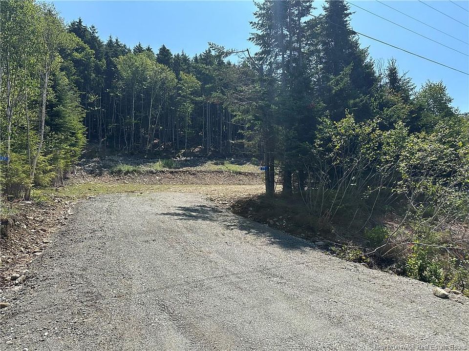 1st image of 37 Forest Dr