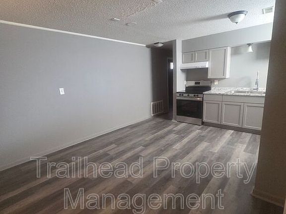 5th image of 905 Madison St Unit C