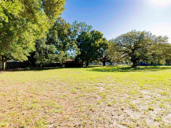 3570 N 12th Ave, Pensacola, FL 32503