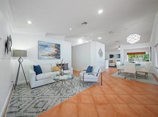 1424 Majesty Ter, Fort Lauderdale, FL 33327