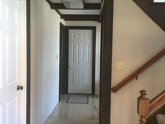 4th image of 455 E Amber Lake Dr