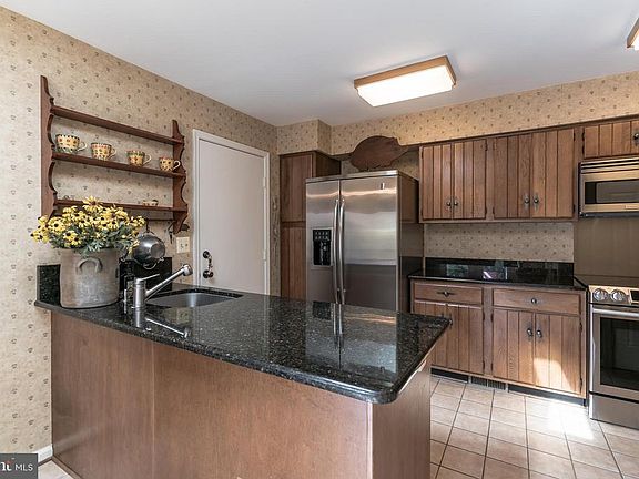 5th image of 2911 Elmesmeade Ct