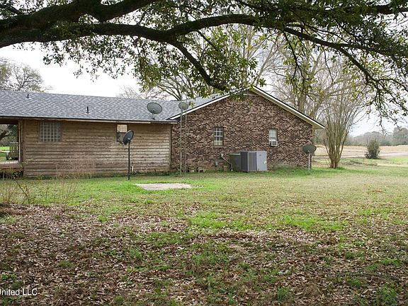 3rd image of 48 Fulgham Rd