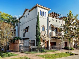 706 Snover St, Houston, TX 77007