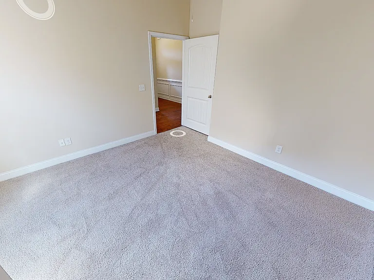664 Scarlet Baby Dr — Photo 18