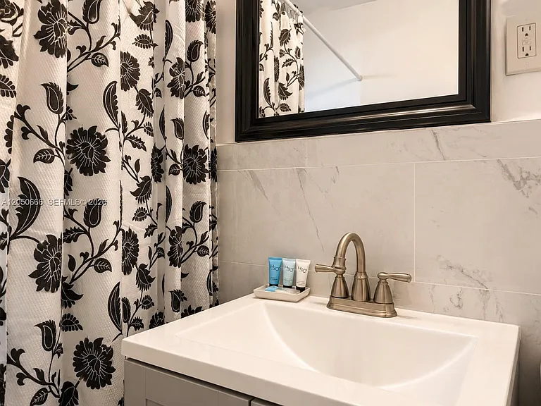 46 NW 62nd St #4 — Photo 9