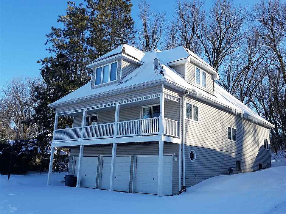 1st image of 1502 E Koshkonong Dr