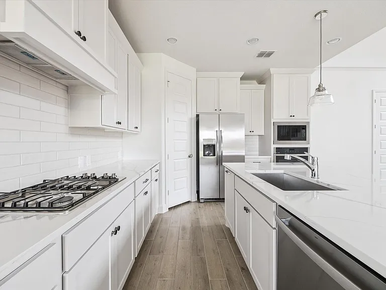 21315 Manatee Rock Ln — Photo 11