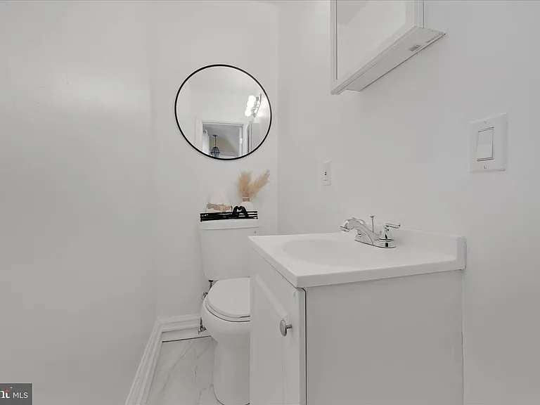 641R Bingaman St — Photo 18