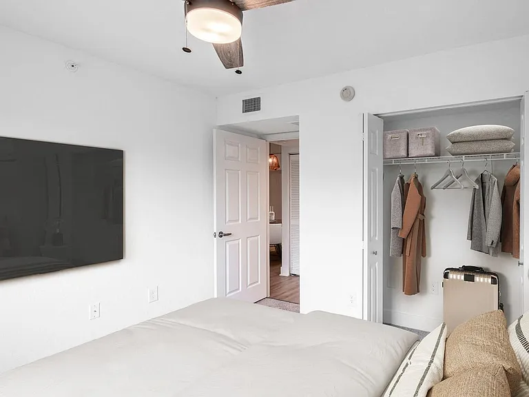 Palm Trace Landings Apartments — Photo 93