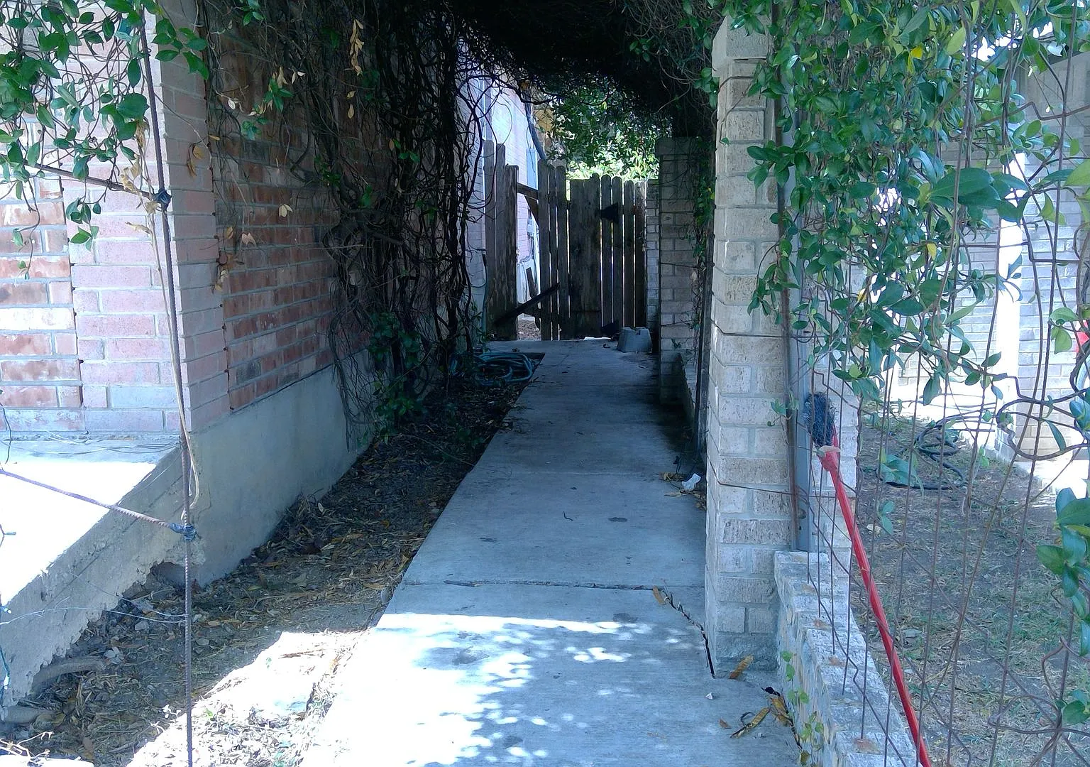 Ready for Move-In — Photo 3