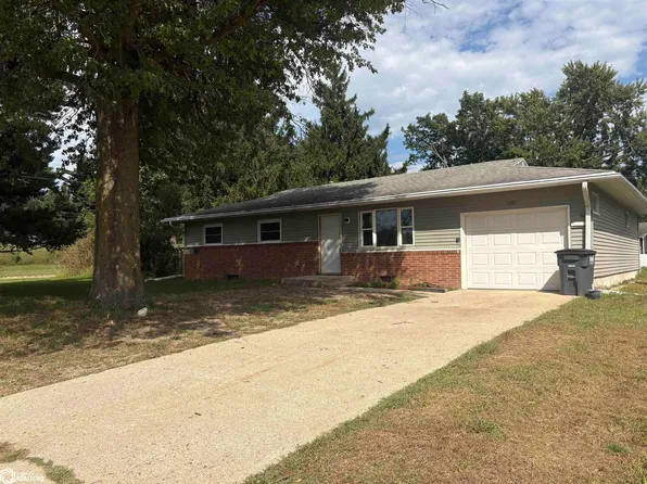 1301 6th St, Eldora, IA 50627
