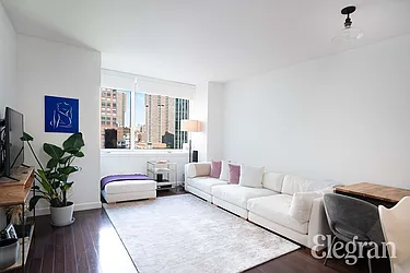 Rented by (Legacy) Elegran