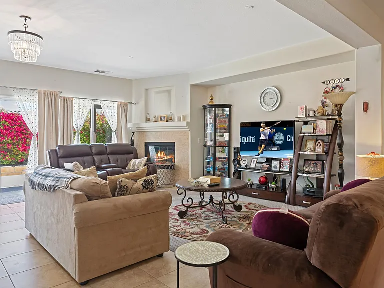 1222 Palmas Rdg — Photo 8