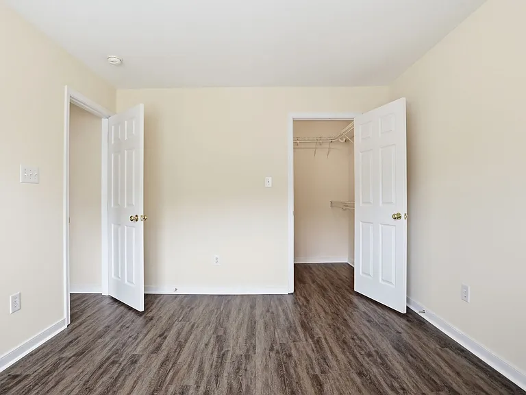 7402 Willow Crossing Ter — Photo 28