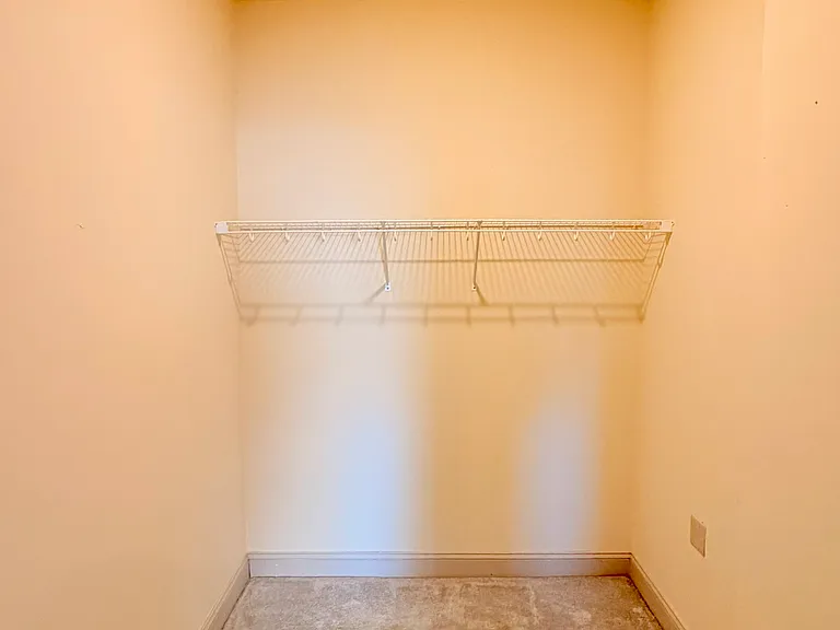 191 College St #307 — Photo 17