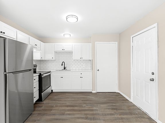 5th image of 2049 Kappel Dr