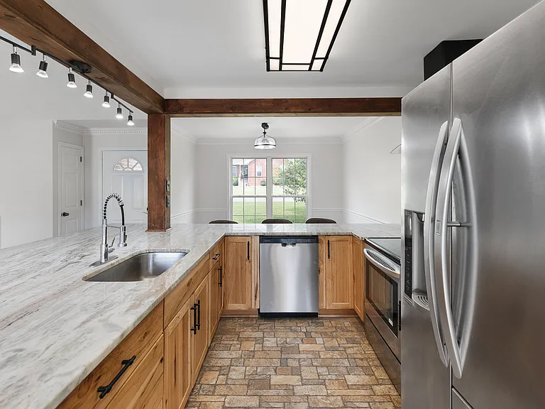 8001 Anna Ct — Photo 14