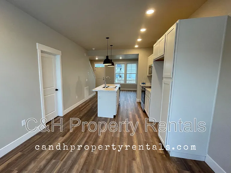 6075 Northstead Ave #1 — Photo 8