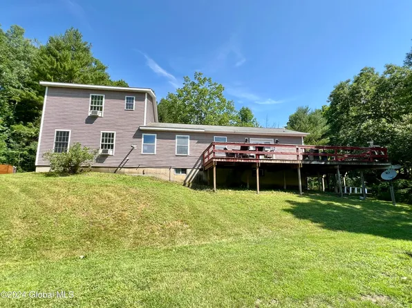 160 Mountain View Way, Hoosick Falls, NY 12090
