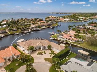 5366 Cortez Ct, Cape Coral, FL 33904