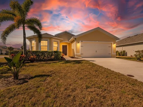 7093 Waterford Pkwy, Punta Gorda, FL 33950